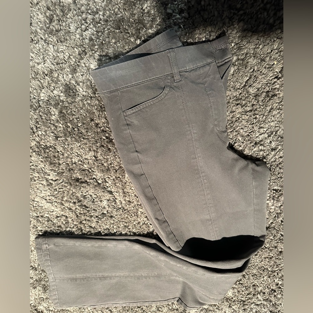 Isaac mizrah grey pants size 2